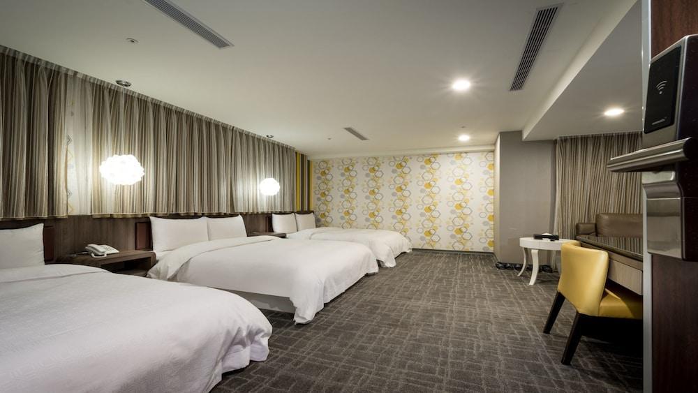 Zaw Jung Business Hotel Taichung Exterior photo