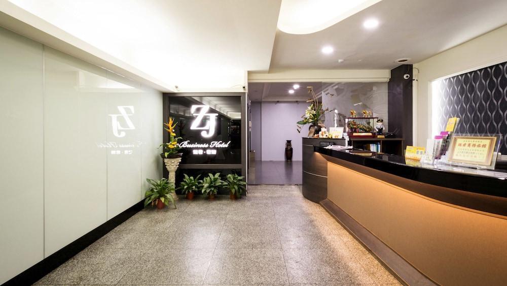 Zaw Jung Business Hotel Taichung Exterior photo