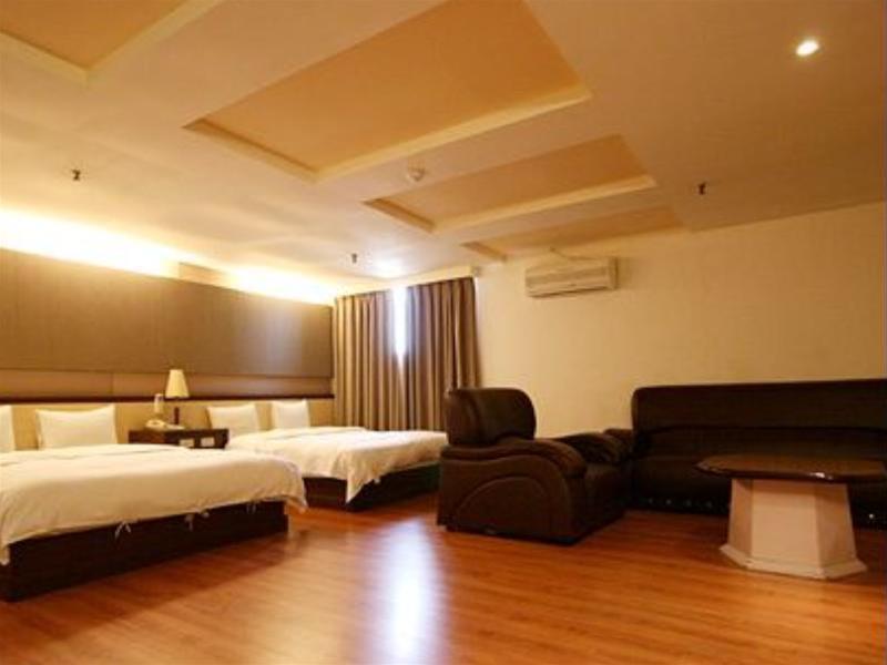Zaw Jung Business Hotel Taichung Exterior photo